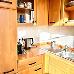 Erdeni-appartment Mit Sonnigem Suedbalkon Zum Kurpark 아파트