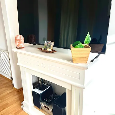 Erdeni-appartment Mit Sonnigem Südbalkon Zum Kurpark Bad Rodach