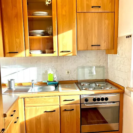 Erdeni-appartment Mit Sonnigem Südbalkon Zum Kurpark
