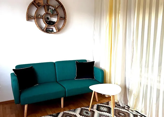 Erdeni-appartment Mit Sonnigem Suedbalkon Zum Kurpark Apartmán *